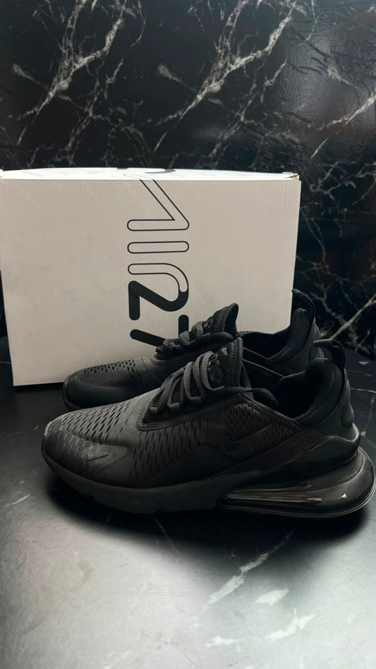 NIKE AIRMAX 270
